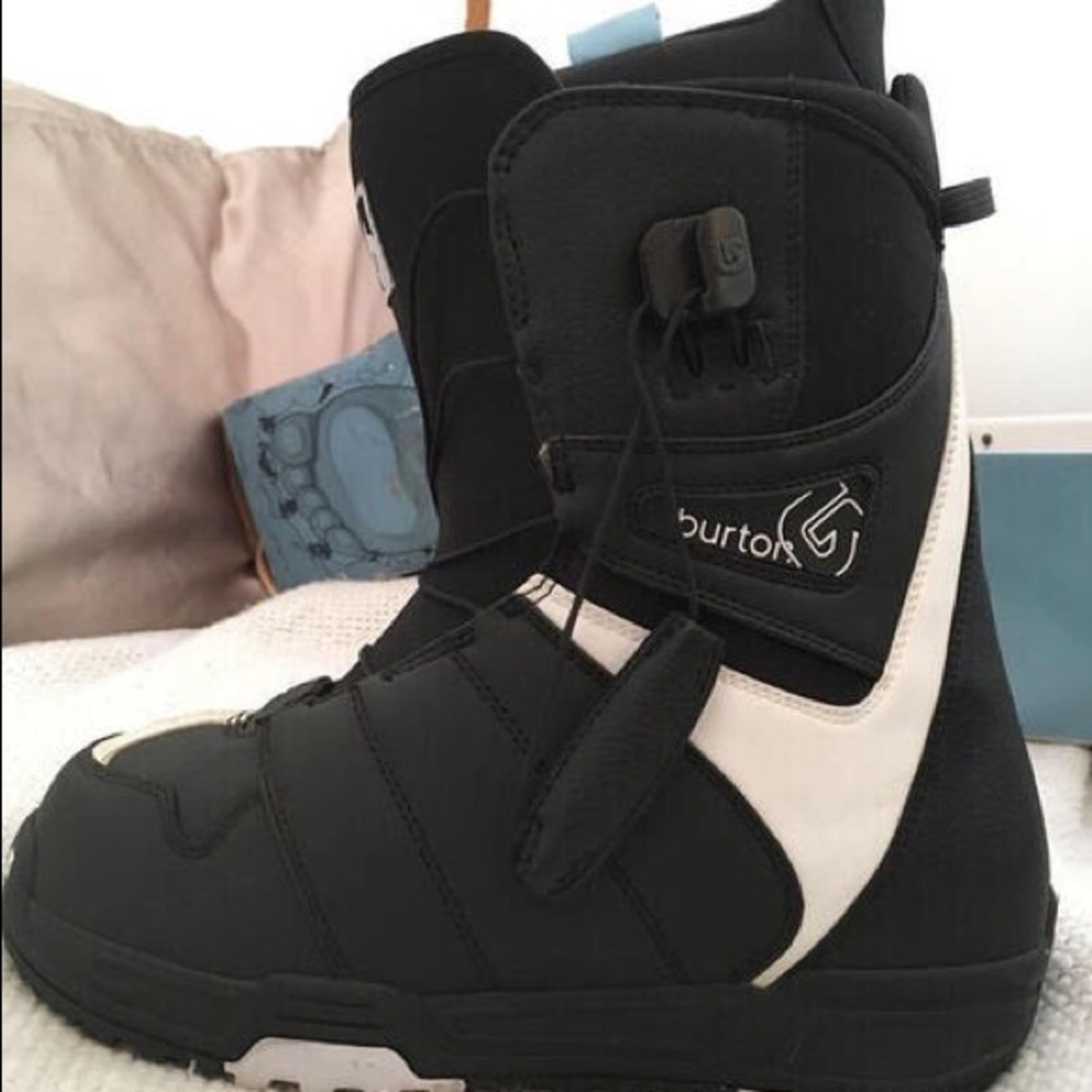 Burton Snowboard Boots - NEW - Women’s Size 10